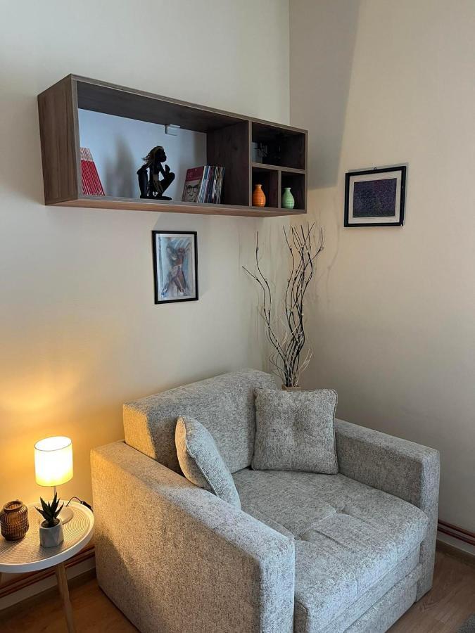Guest House A'Storia Ρούμα Εξωτερικό φωτογραφία